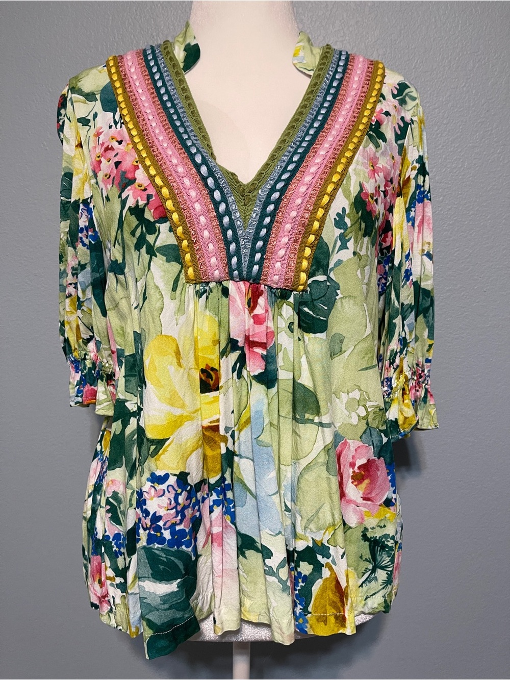 BLANK Bl^nk London Anthropologie Embroidered Floral Top Large